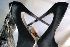 A_C_HL_Shoes_8145_8141_GREY_WINDOW_FT